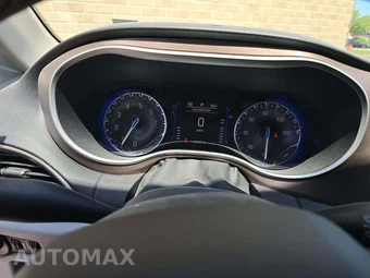 2023 Chrysler Voyager LX 121.6" WB - miniatura 9