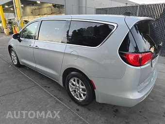 2023 Chrysler Voyager LX 121.6" WB - miniatura 6