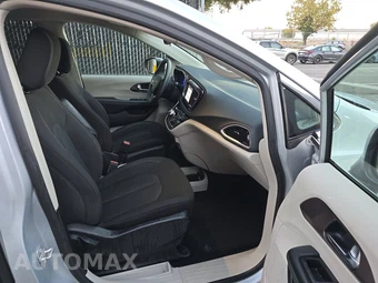 2023 Chrysler Voyager LX 121.6" WB - miniatura 8