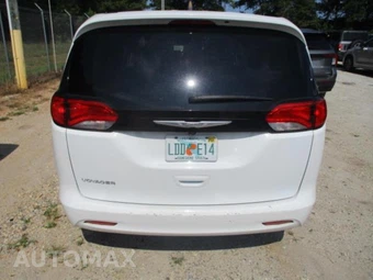 2023 Chrysler Voyager LX 121.6" WB – miniatura 13