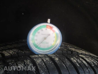 2023 Chrysler Voyager LX 121.6" WB – miniatura 23