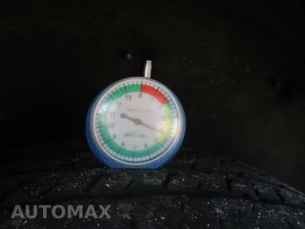 2023 Chrysler Voyager LX 121.6" WB – miniatura 25