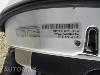 2023 Chrysler Voyager LX 121.6" WB – miniatura 5