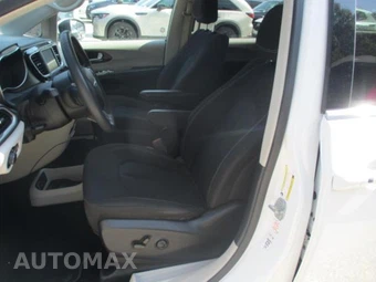 2023 Chrysler Voyager LX 121.6" WB – miniatura 6