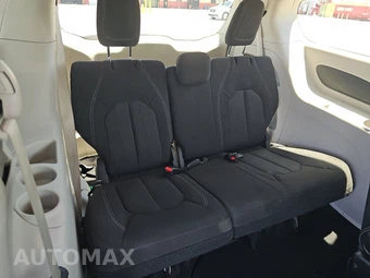 2023 Chrysler Voyager LX 121.6" WB – miniatura 14