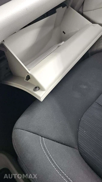 2023 Chrysler Voyager LX 121.6" WB – miniatura 30