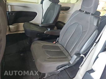 2023 Chrysler Voyager LX 121.6" WB – miniatura 13