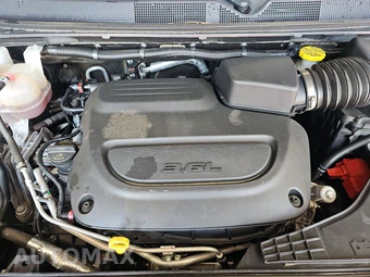 2023 Chrysler Voyager LX 121.6" WB – miniatura 16