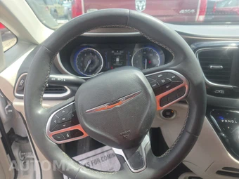 2023 Chrysler Voyager LX 121.6" WB - miniatura 10