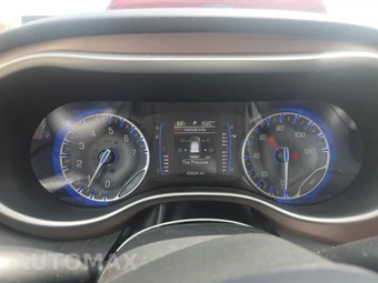 2023 Chrysler Voyager LX 121.6" WB - miniatura 12