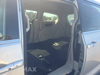 2023 Chrysler Voyager LX 121.6" WB – miniatura 13