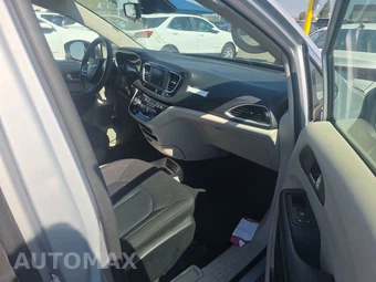2023 Chrysler Voyager LX 121.6" WB – miniatura 8