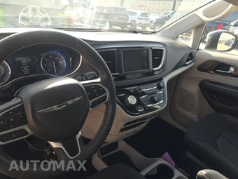 2023 Chrysler Voyager LX 121.6" WB – miniatura 11