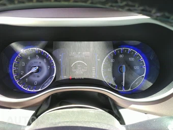 2023 Chrysler Voyager LX 121.6" WB – miniatura 20