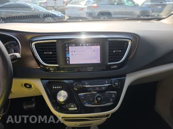 2023 Chrysler Voyager LX 121.6" WB – miniatura 11