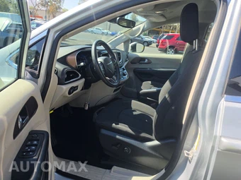 2023 Chrysler Voyager LX 121.6" WB – miniatura 7