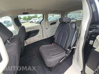 2023 Chrysler Voyager LX 121.6" WB - miniatura 10