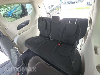 2023 Chrysler Voyager LX 121.6" WB - miniatura 11