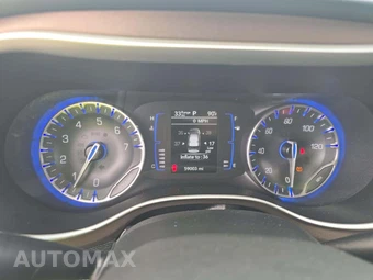 2023 Chrysler Voyager LX 121.6" WB - miniatura 6