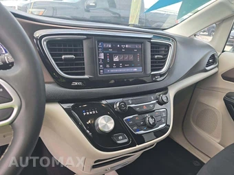 2023 Chrysler Voyager LX 121.6" WB - miniatura 7