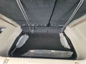 2023 Chrysler Voyager LX 121.6" WB - miniatura 17