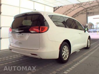 2023 Chrysler Voyager LX 121.6" WB - miniatura 4