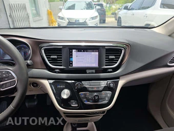 2023 Chrysler Voyager LX 121.6" WB - miniatura 10
