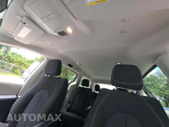 2023 Chrysler Voyager LX 121.6" WB - miniatura 11