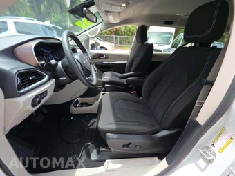 2023 Chrysler Voyager LX 121.6" WB - miniatura 6