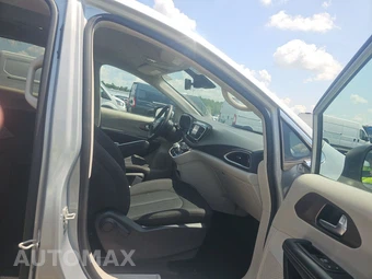 2023 Chrysler Voyager LX 121.6" WB - miniatura 8