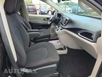 2023 Chrysler Voyager LX 121.6" WB - miniatura 19