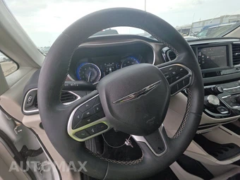 2023 Chrysler Voyager LX 121.6" WB – miniatura 10
