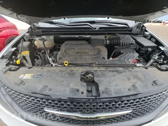2023 Chrysler Voyager LX 121.6" WB – miniatura 16