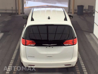 2023 Chrysler Voyager LX 121.6" WB – miniatura 5