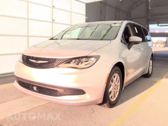2023 Chrysler Voyager LX 121.6" WB