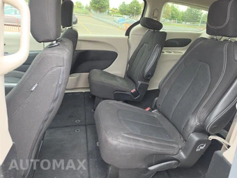 2023 Chrysler Voyager LX 121.6" WB – miniatura 13