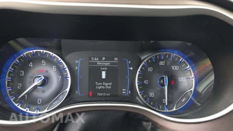 2023 Chrysler Voyager LX 121.6" WB – miniatura 37