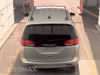 2023 Chrysler Voyager LX 121.6" WB – miniatura 5