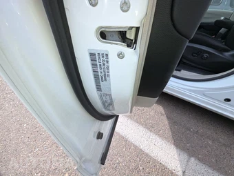 2023 Chrysler Voyager LX 121.6" WB - miniatura 15