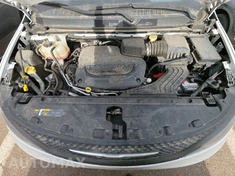2023 Chrysler Voyager LX 121.6" WB - miniatura 16