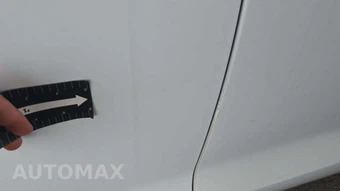 2023 Chrysler Voyager LX 121.6" WB - miniatura 26