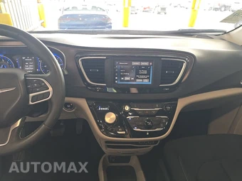 2023 Chrysler Voyager LX 121.6" WB – miniatura 11