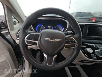 2023 Chrysler Voyager LX 121.6" WB – miniatura 10