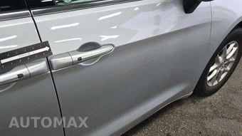 2023 Chrysler Voyager LX 121.6" WB – miniatura 22