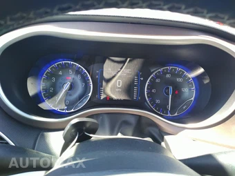 2023 Chrysler Voyager LX 121.6" WB – miniatura 20