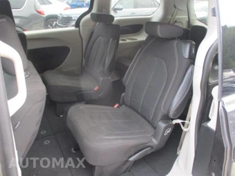 2023 Chrysler Voyager LX 121.6" WB - miniatura 12