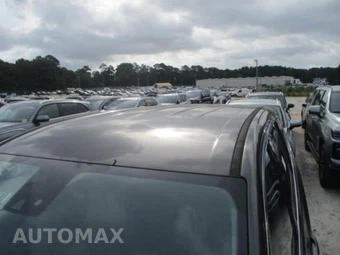 2023 Chrysler Voyager LX 121.6" WB - miniatura 7