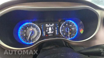 2023 Chrysler Voyager LX 121.6" WB – miniatura 24