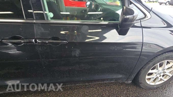2023 Chrysler Voyager LX 121.6" WB – miniatura 26