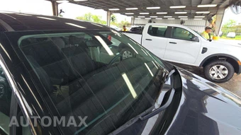 2023 Chrysler Voyager LX 121.6" WB – miniatura 27